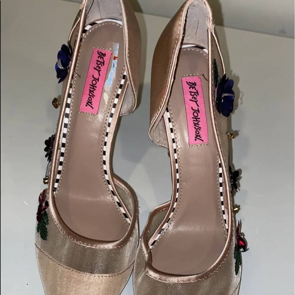 Betsey Johnson Heels - Picture 3 of 10